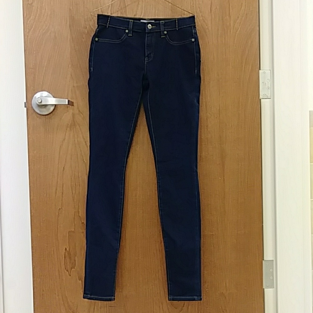 Lila Ryan Skinny Jeans